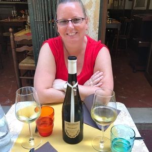 Meet your Posher, Elizabeth